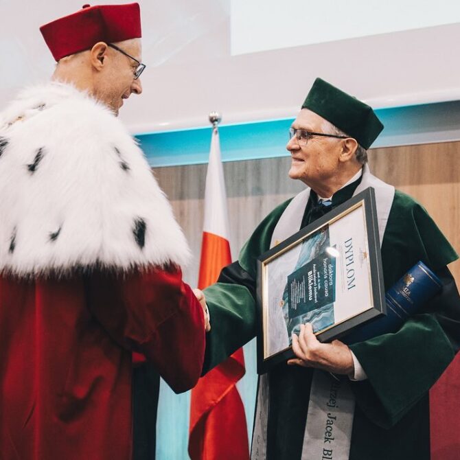 Profesor Andrzej Blikle z tytułem doktora honoris causa Akademii Ekonomiczno-Humanistycznej w Warszawie