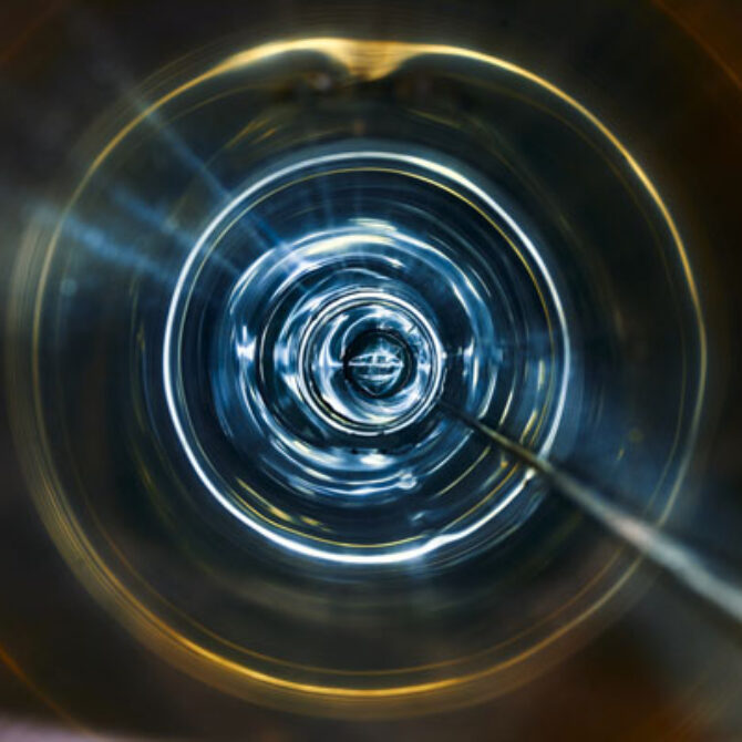 Symetria zapachowa świata wielkich energii nie działa zgodnie z oczekiwaniami