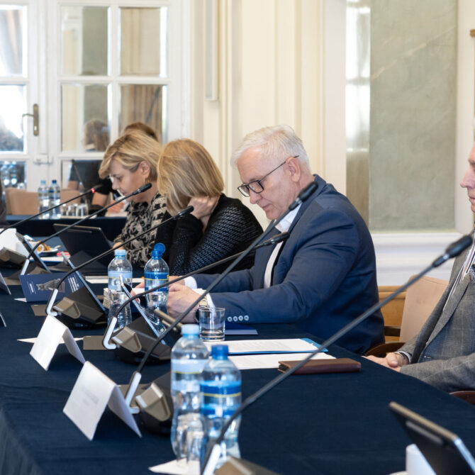 Prezydium PAN o reorganizacji instytutu, wyborach władz i pracach Rady Głównej Nauki i Szkolnictwa Wyższego