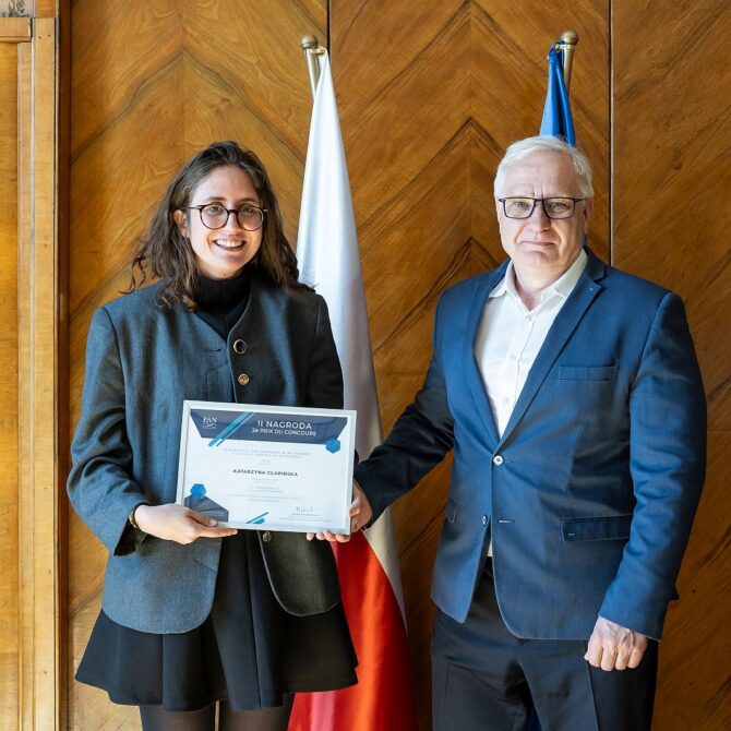 Polska Akademia Nauk wspiera młodych naukowców w konkursie „Mój doktorat w 180 sekund”