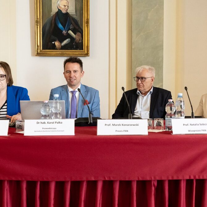 Dyrektorzy instytutów PAN o finansowaniu nauki, nowelizacji ustawy i programie wsparcia instytutów