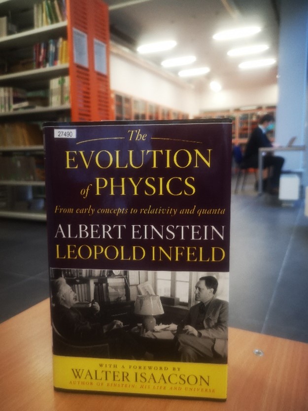 Światowy bestseller „Ewolucja fizyki” autorstwa Alberta Einsteina i Leopolda Infelda miał premierę w 1938 r.