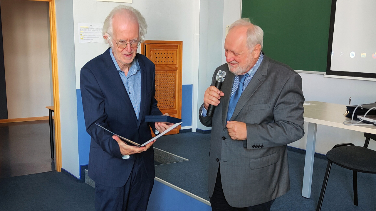 Od lewej prof. Michel Talagrand, prof. Jerzy Duszyński